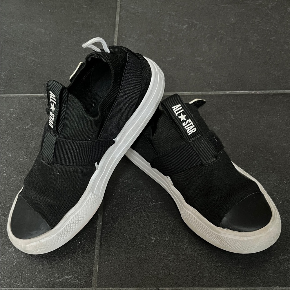 CONVERSE Chuck Taylor ALL STAR Super Play Black White Slip-On Sneakers 3.5